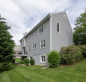 7140 Brangles Rd0005.jpg