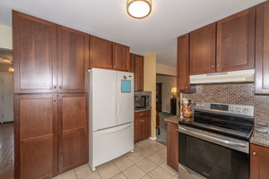 7140 Brangles Rd0019.jpg