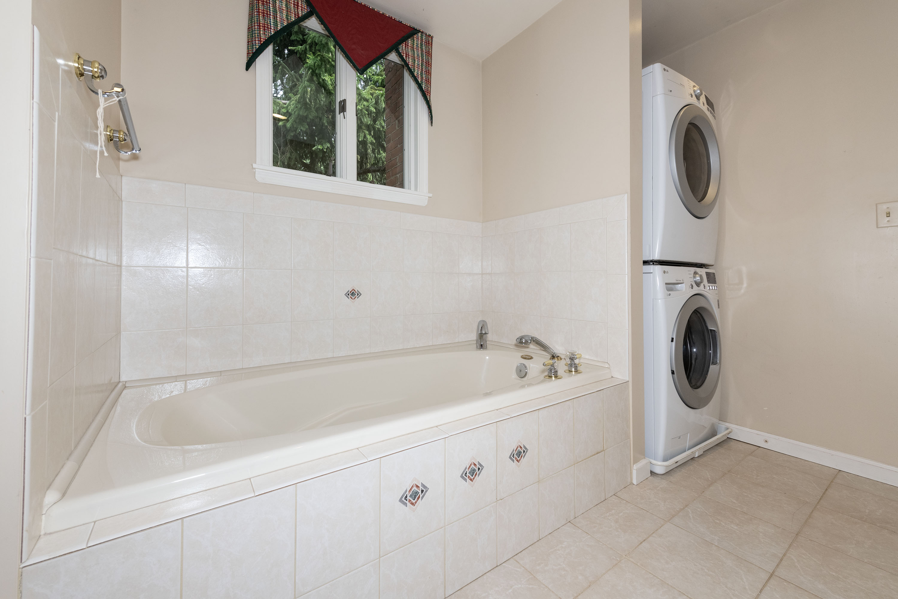 3204 Hooper Rd0043.jpg