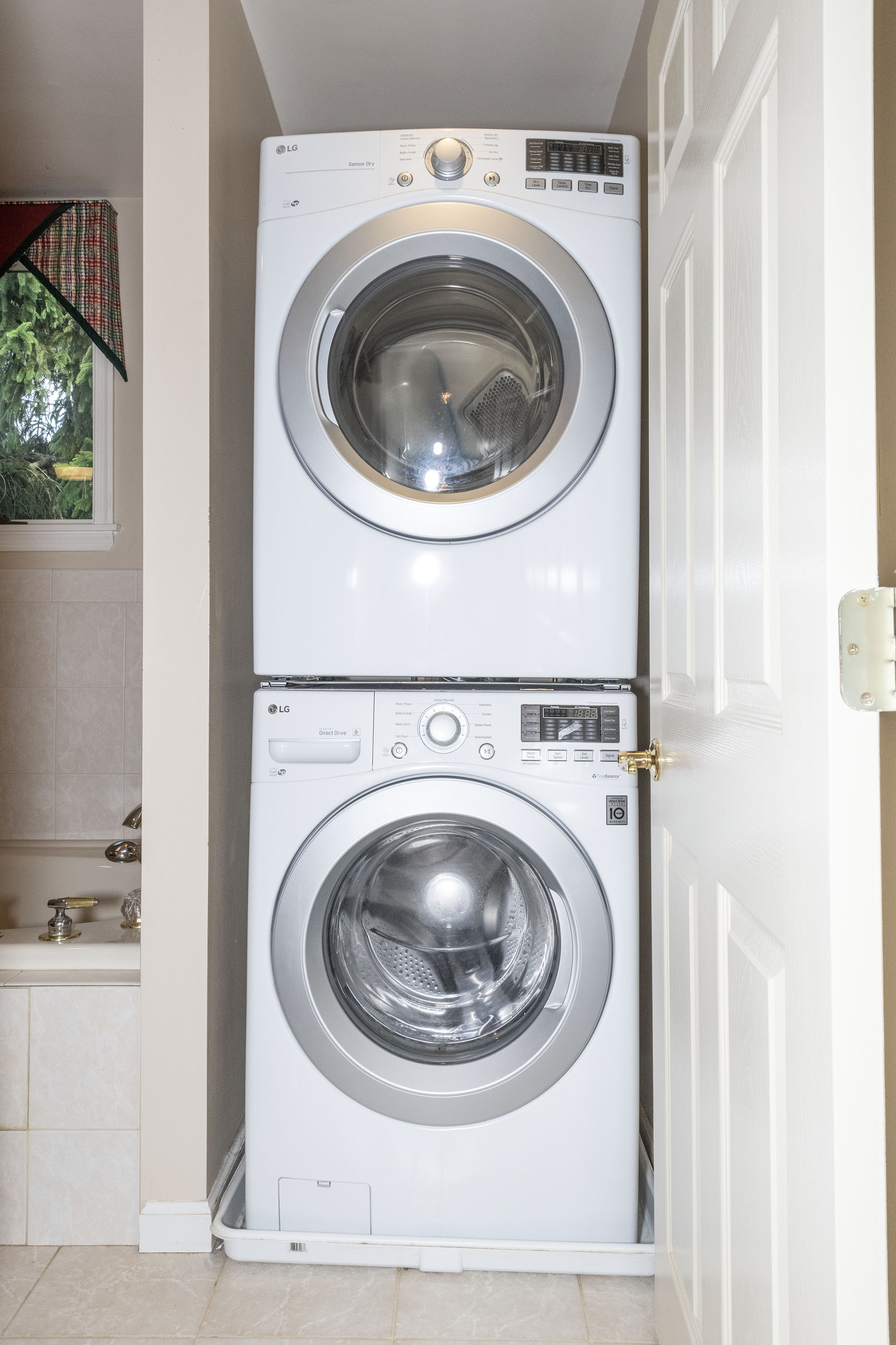 3204 Hooper Rd0045.jpg