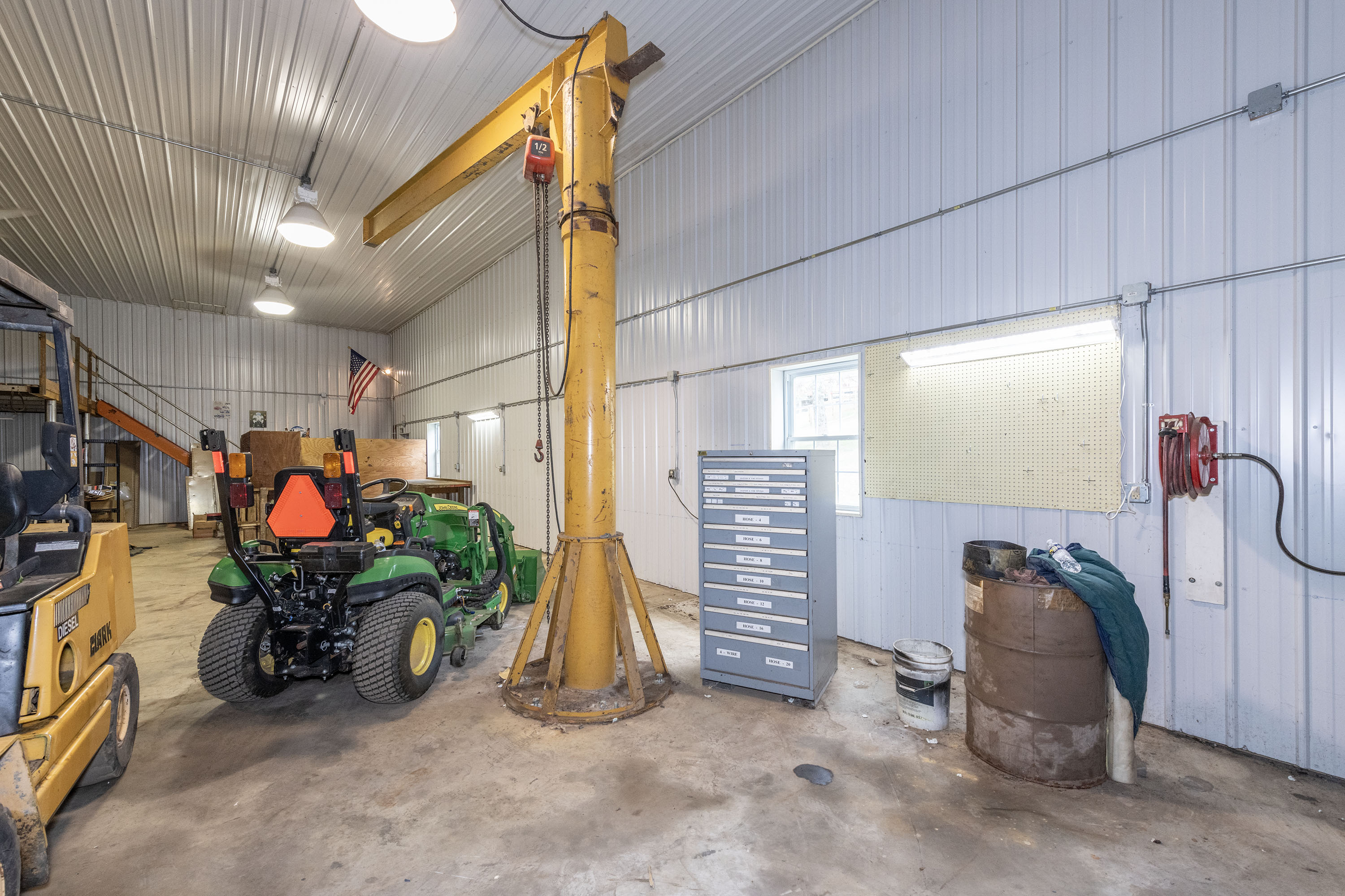 3204 Hooper Rd0084_002.jpg