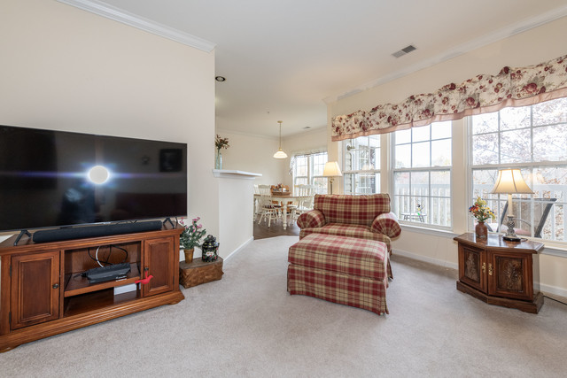 9473 Ashlyn Circle0004.jpg