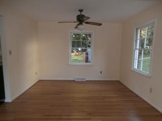 11 X 9 Dining Room With Ceiling Fan