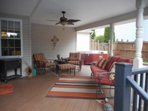 Covered Patio/Deck