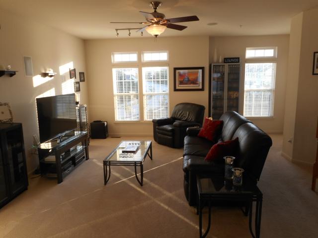 Living Room With Ceiling 