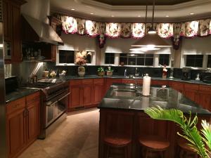  GE Dual Fuel Oven With Griddle And Grill