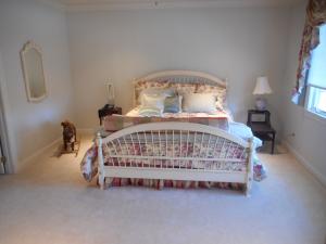 Upper Level Bedroom With Walk In Closet