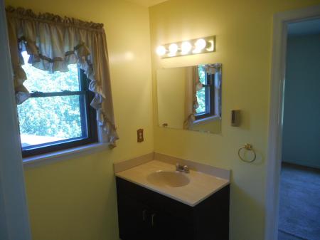 SECOND FLOOR BATH