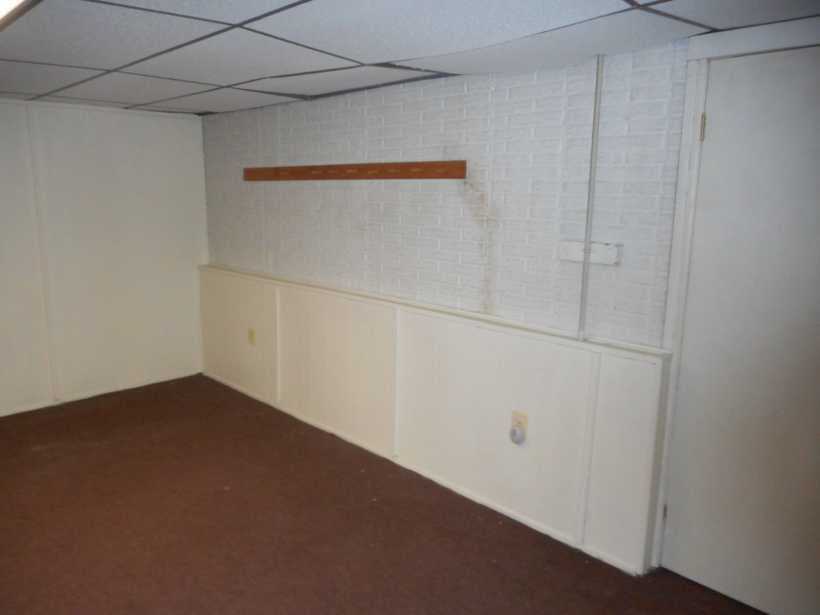 LOWER LEVEL PARTIALLY FINISHED  