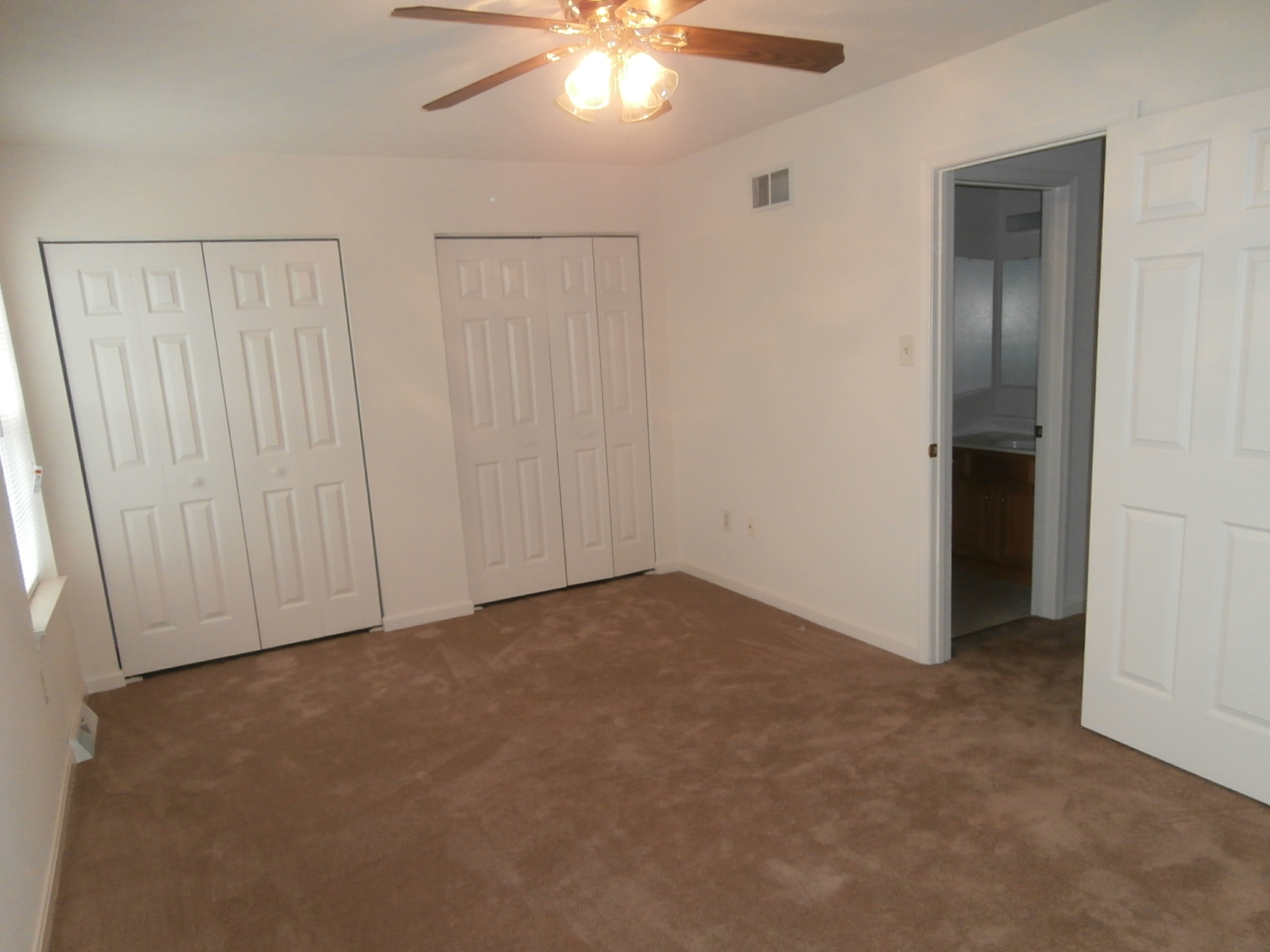 MASTER BEDROOM WITH DOUBLE CLOSETS