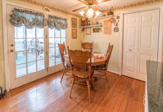 Kitchen Table Space