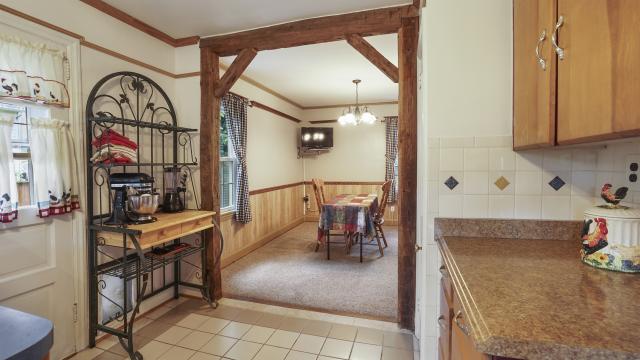 KITCHEN TO DINING ROOM
