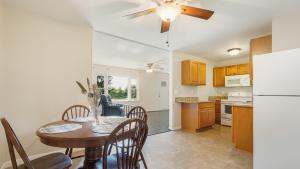 Kitchen Table Space