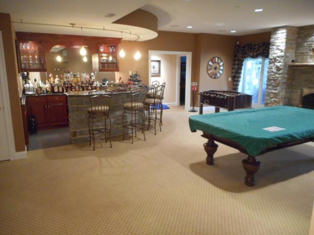 Family Room With Wer Bar