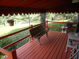 COVERED DECK